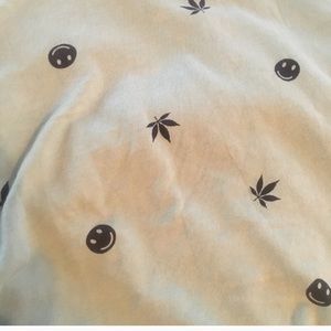 Smiley crop tee RESERVED